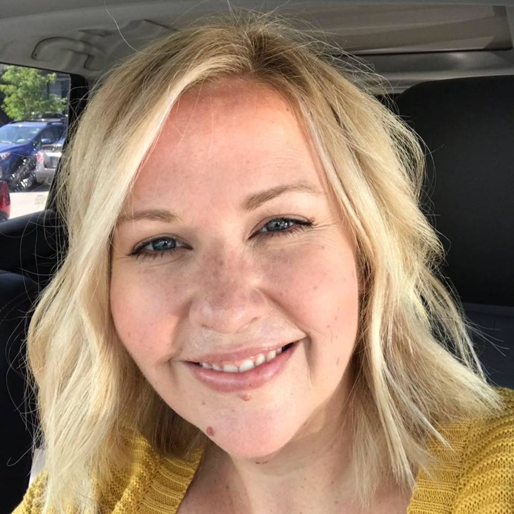 Meet your Posher, Lauren